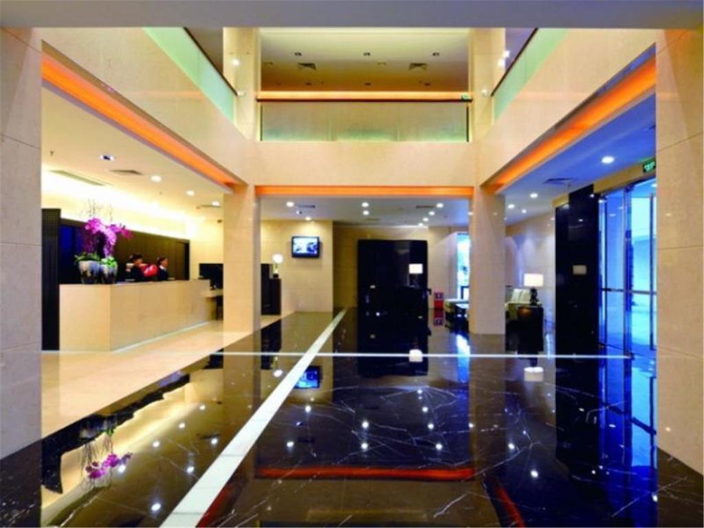 Tegao Business Hotel Жонгшан Екстериор снимка